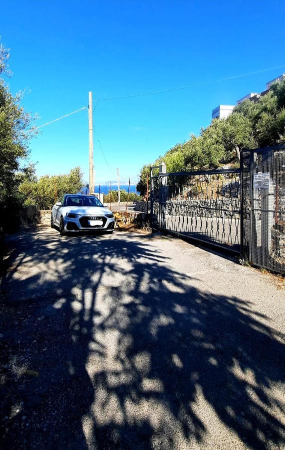 Bella Vista House-Sorrento Coast - Free Parking-Solarium Leilighet Vico Equense Eksteriør bilde